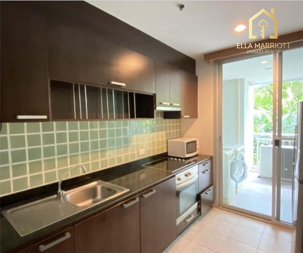 Pet-Friendly 2BR Condo 120sqm | Steps to BTS Chong Nonsi | Sathorn District 5