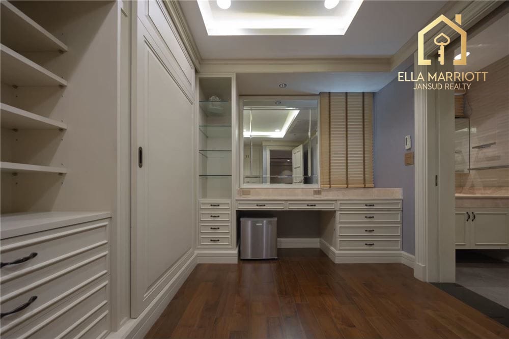 Zu verkaufen: 300 m² haustierfreundliches Reihenhaus in Residence Sukhumvit 65. 9
