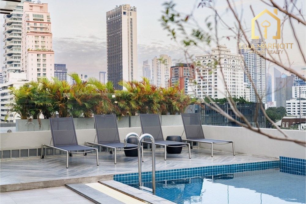 Elegant 2-Bed Condo in Bangkok's Heart 13
