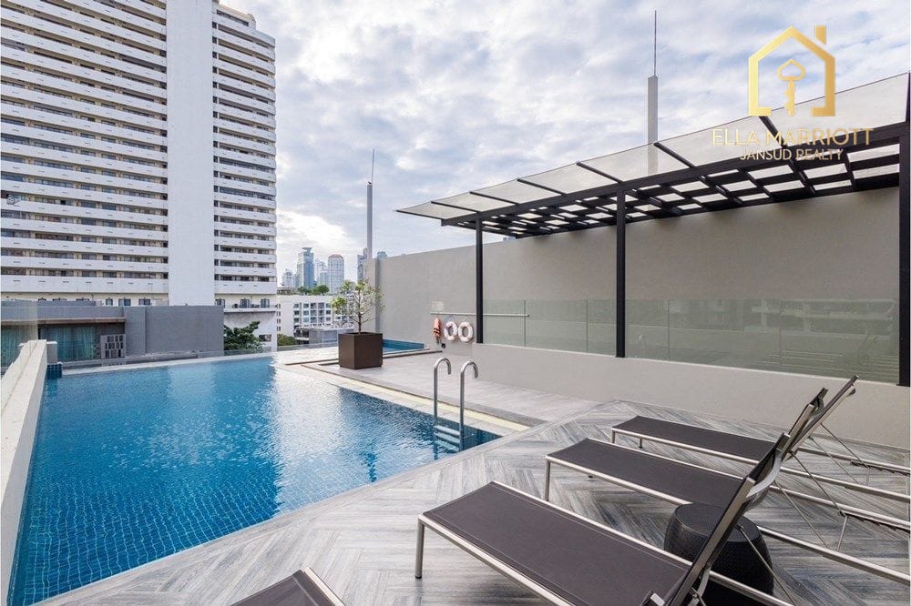 Elegant 2-Bed Condo in Bangkok's Heart 14