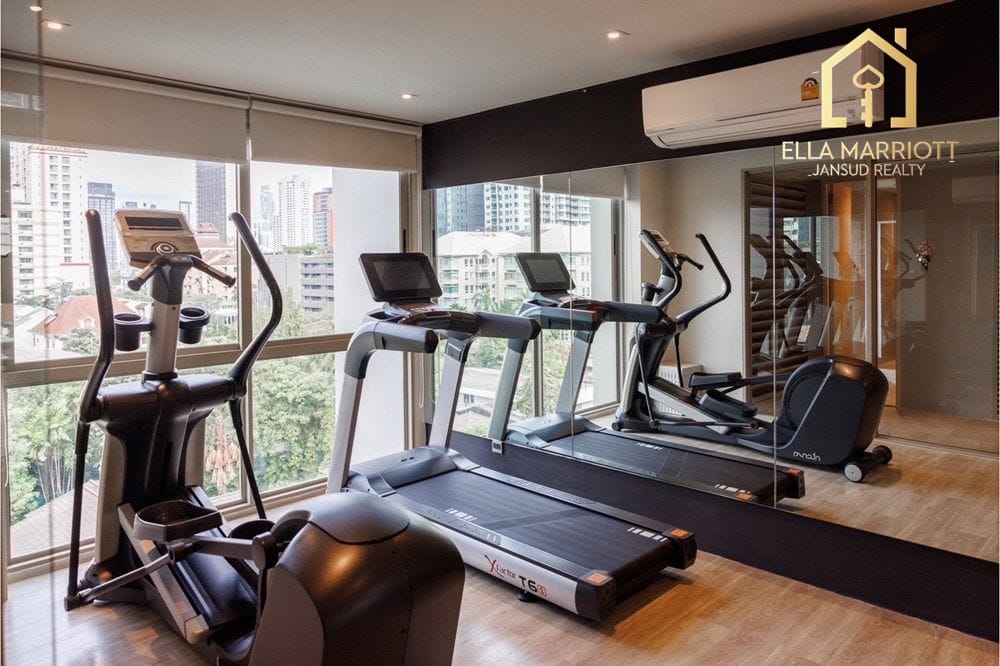 Elegant 2-Bed Condo in Bangkok's Heart 15