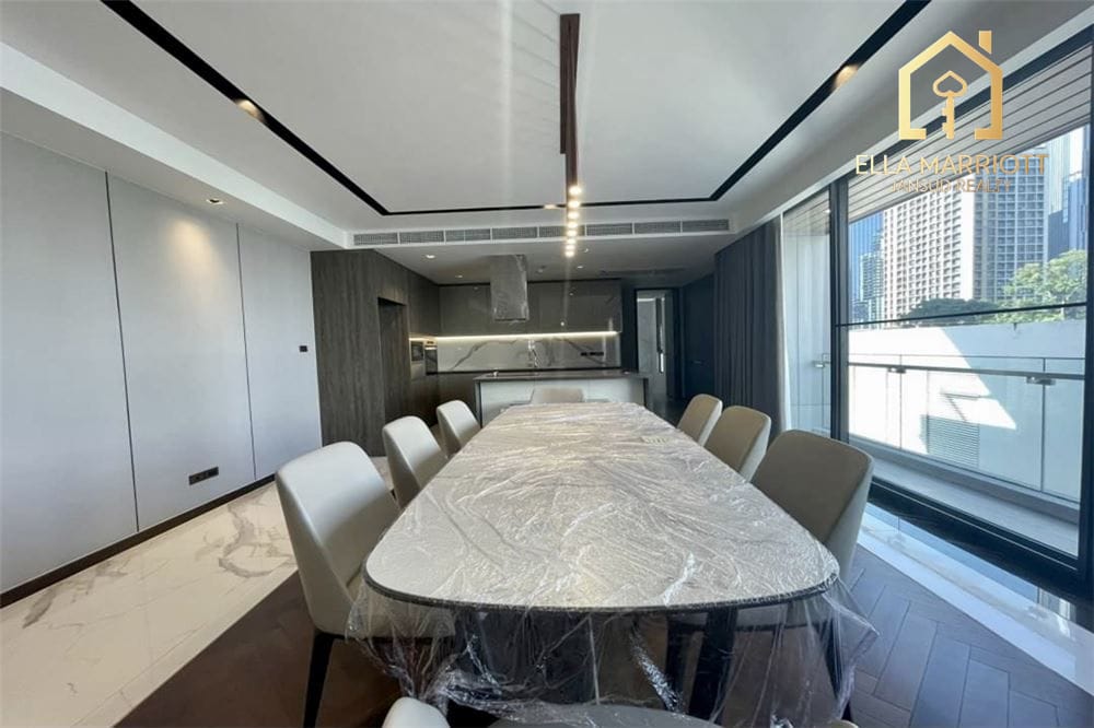 Spacious 3BR Condo 350sqm in Sukhumvit 30 with Grand Open Kitchen and Pet-Friendly Access 4