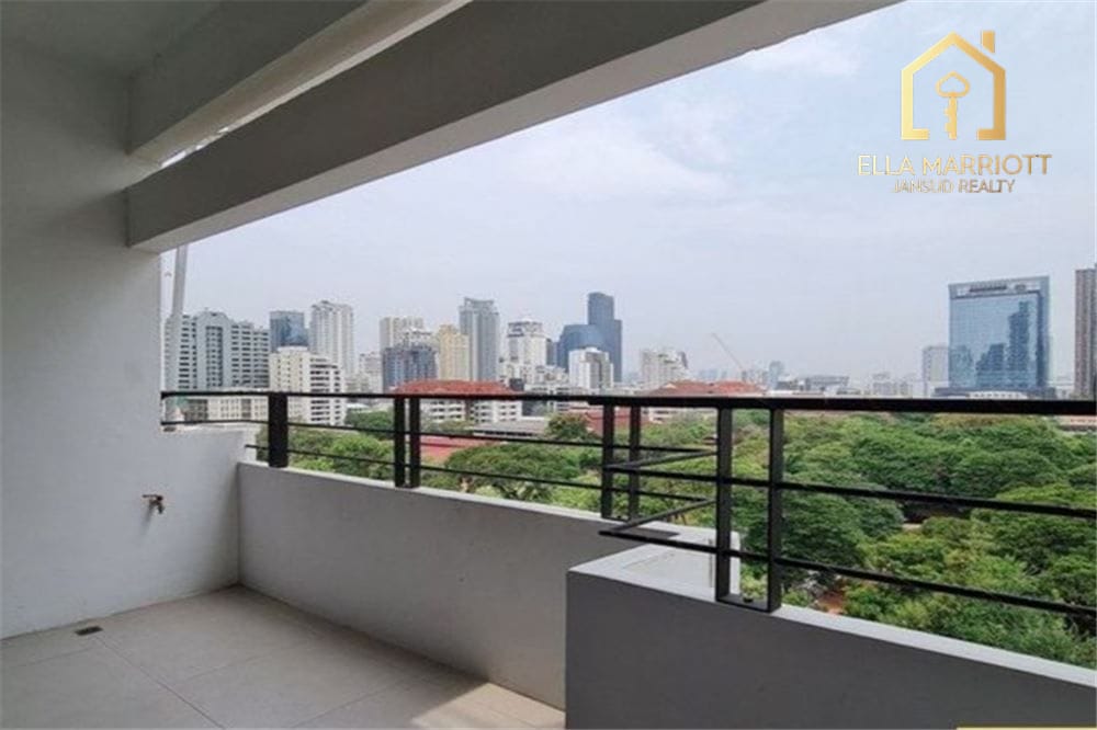 Pet-Friendly 3-Bedroom Condo for Rent in Asoke 10