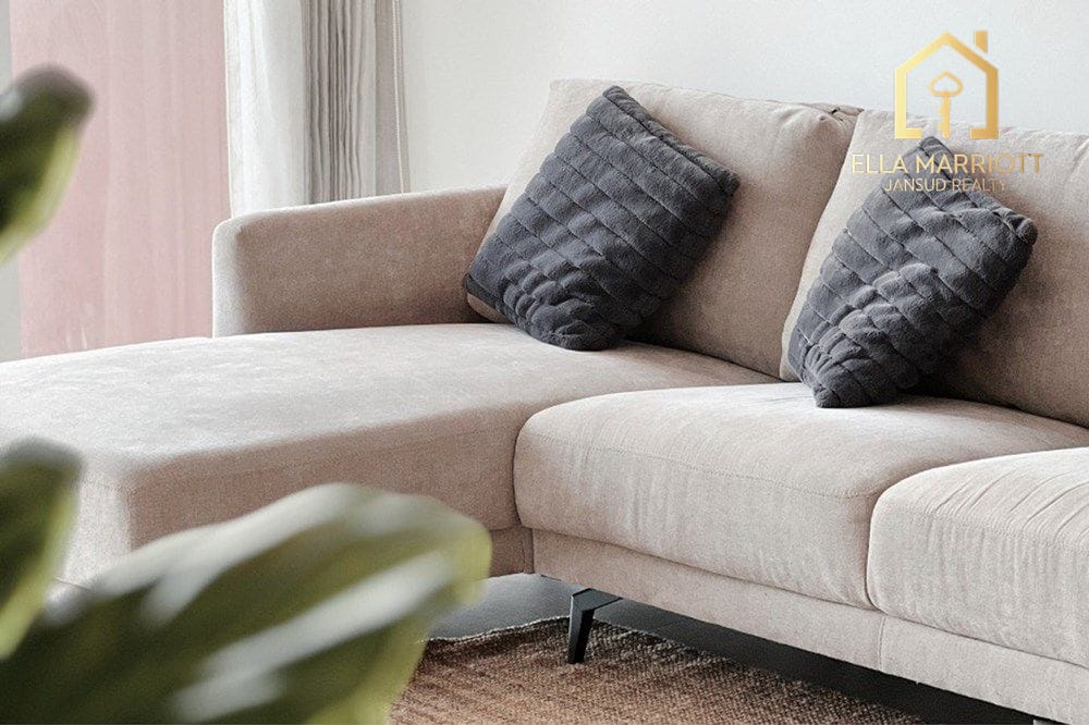 Pet Friendly 2-Bedroom Condo for Sale on High Floor near BTS Ekkamai - Just 7 Mins Walk 6