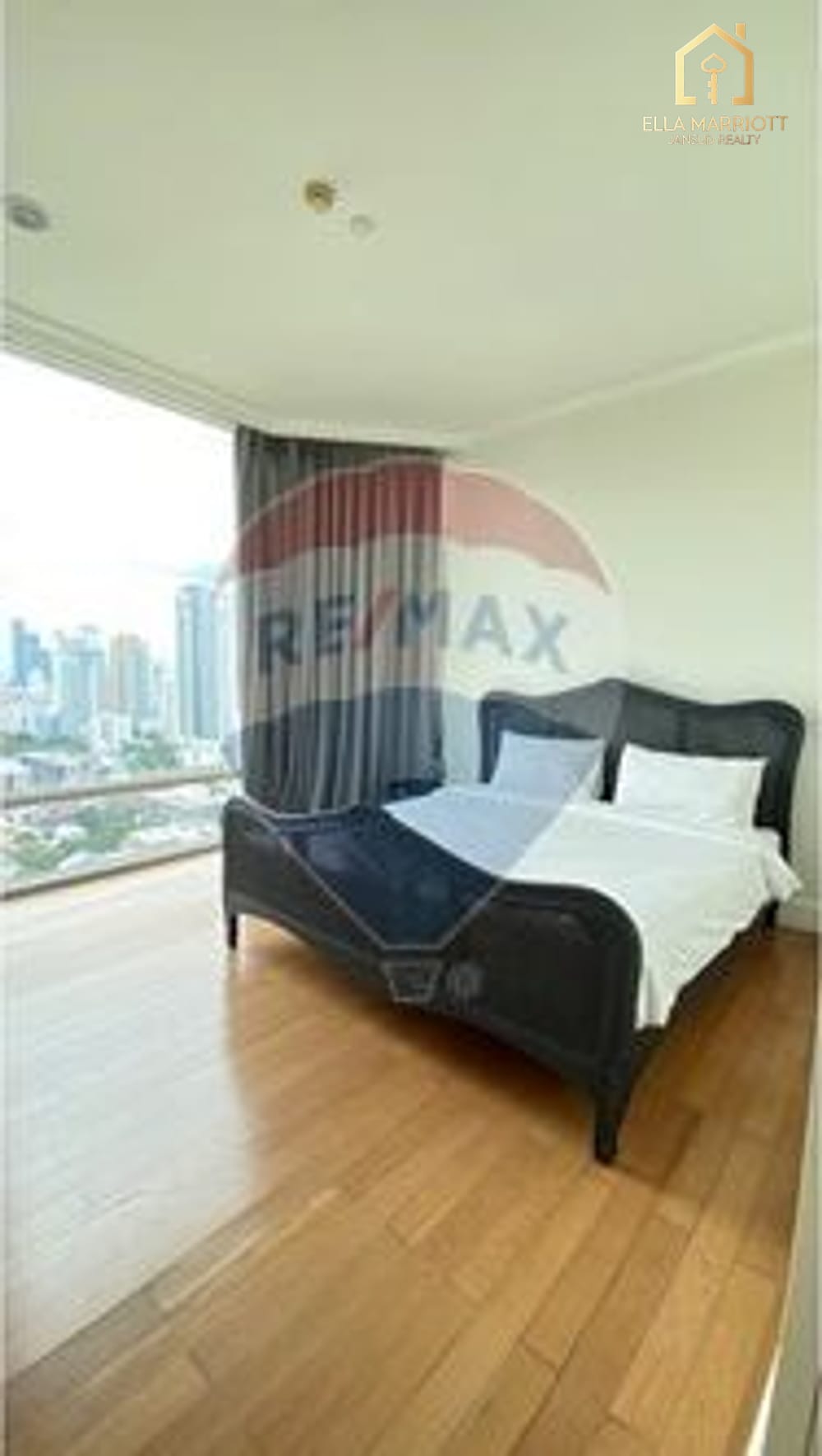 Luxurious 2-BR Royce Condo in Watthana for Rent 4