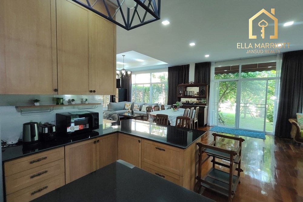 Lakeview Detached Home in Windmill Park - Bangna KM.10 38