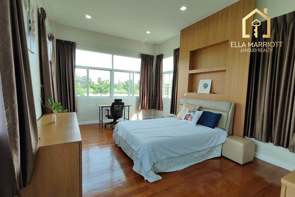 Lakeview Detached Home in Windmill Park - Bangna KM.10 40