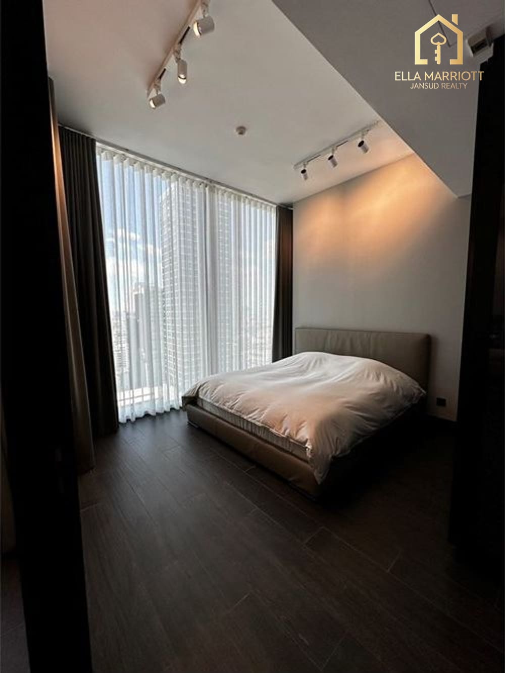 For Rent 2-Bedroom  at Tait Sathorn 12 – Stunning City Views 7