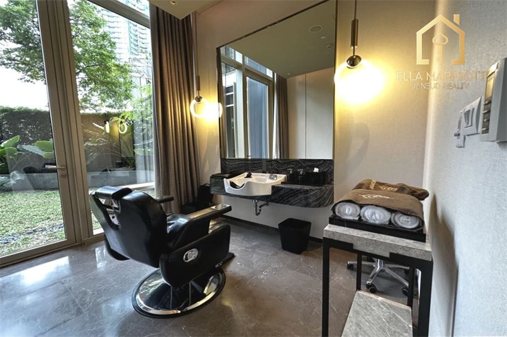 Elegante 2-Zimmer-Eigentumswohnung nahe BTS Saphan Taksin – 16 Gehminuten in Bangkoks Elite-Residenzen 29