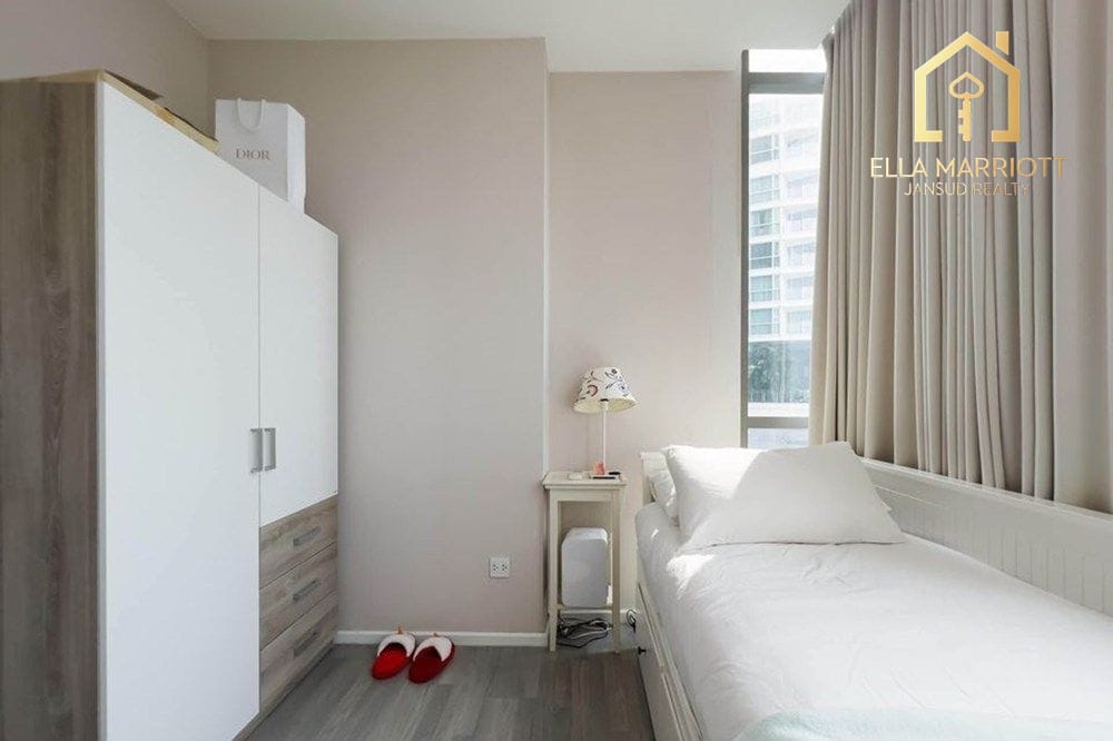 2-Zimmer-Eigentumswohnung in hoher Etage im The Room Sukhumvit 69 – 3 Gehminuten zur BTS Phra Khanong 6
