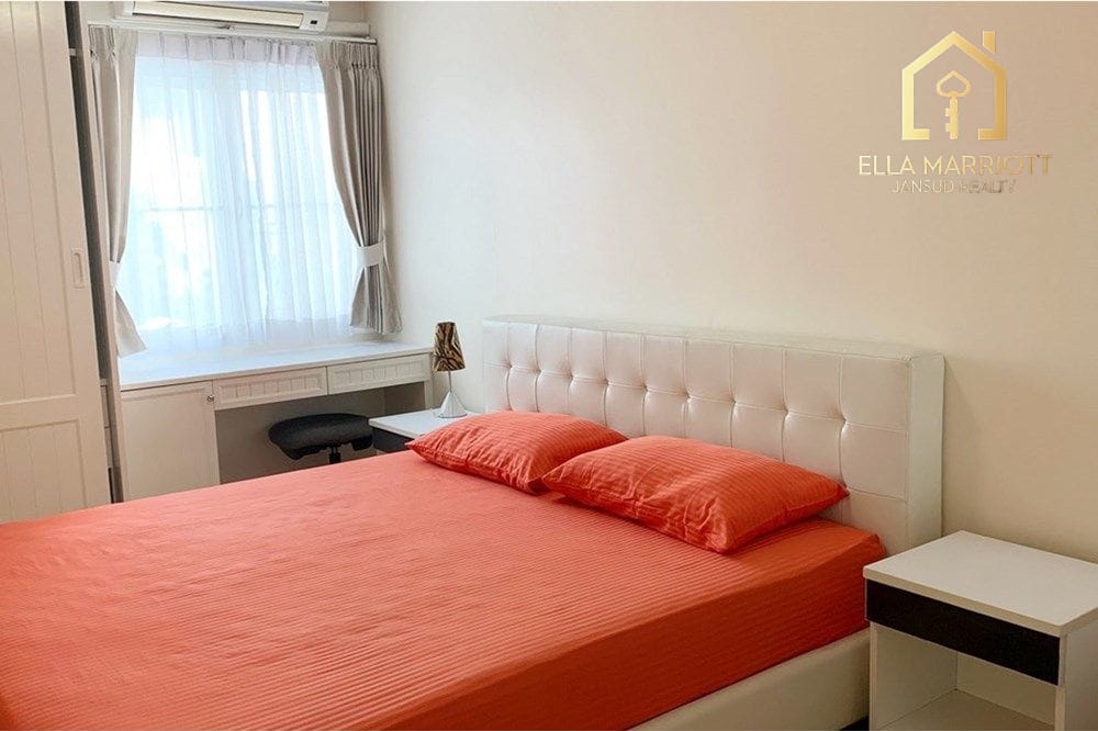 3-Bedroom Condo for Rent in Ekkamai 5