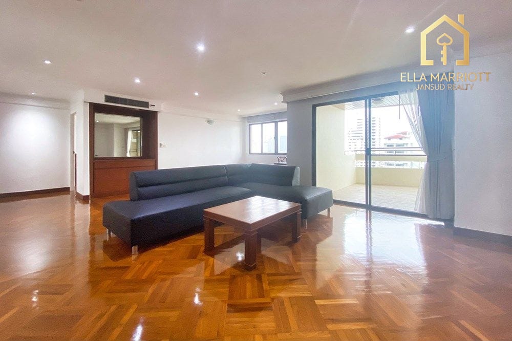 Rent 65K | 180sqm Newly Renovated 2BR | Thonglor | Pet-Friendly 2
