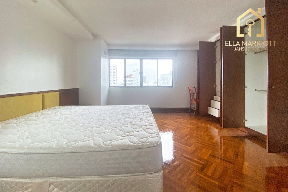 Rent 65K | 180sqm Newly Renovated 2BR | Thonglor | Pet-Friendly 8