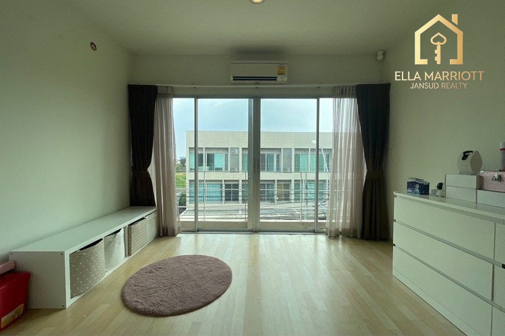 For Rent: 3BR Townhome in Noble Cube Pattanakarn - 200sqm for 50K 11