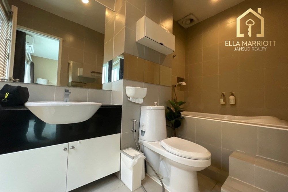 For Rent: 3BR Townhome in Noble Cube Pattanakarn - 200sqm for 50K 13