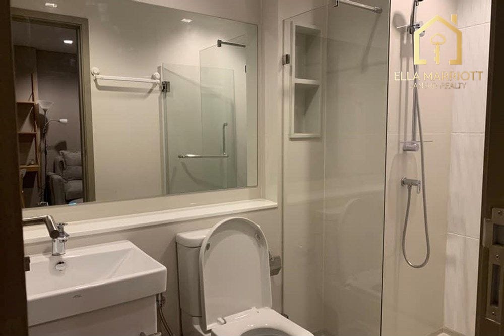 1-Bedroom Condo at Life Asoke Rama 9 - High Floor with Open Views 12
