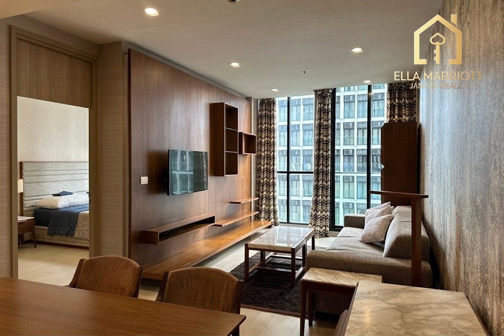 Modern Urban Condo Steps from BTS Phloen Chit in Bangkok 2
