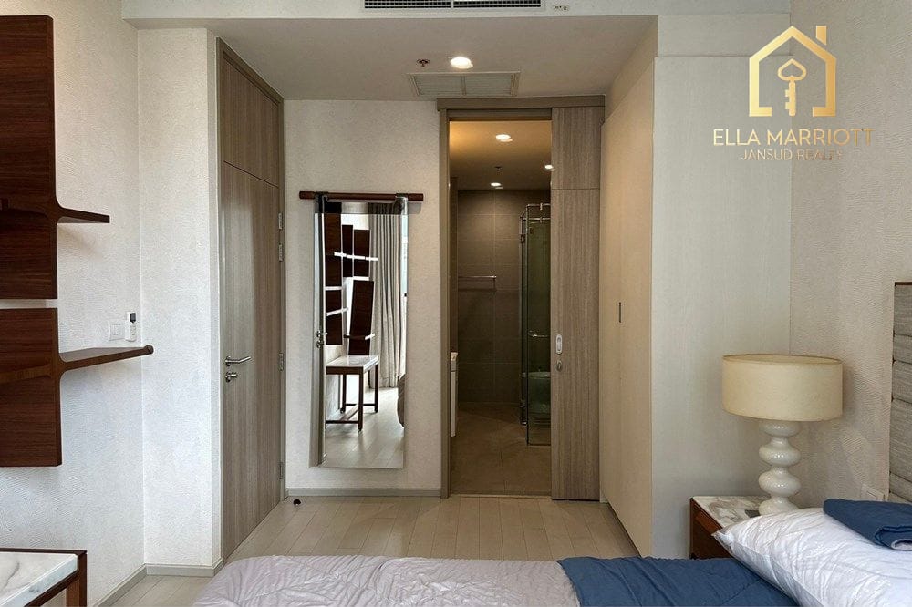 Modern Urban Condo Steps from BTS Phloen Chit in Bangkok 8