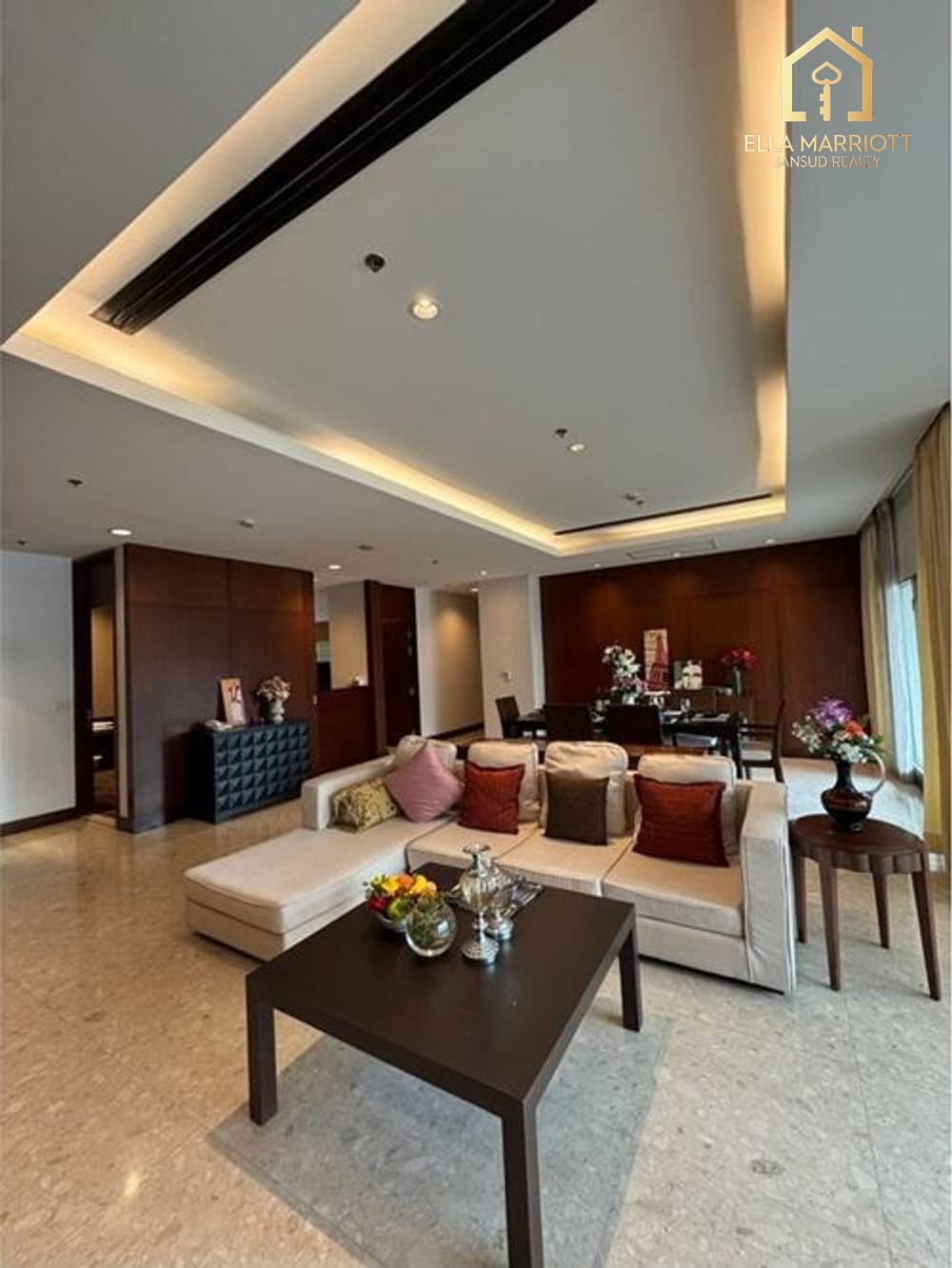Spacious 3BR Condo for Rent 150K | 220sqm | Pet-Friendly | 16 mins Walk to BTS Phloen Chit 4