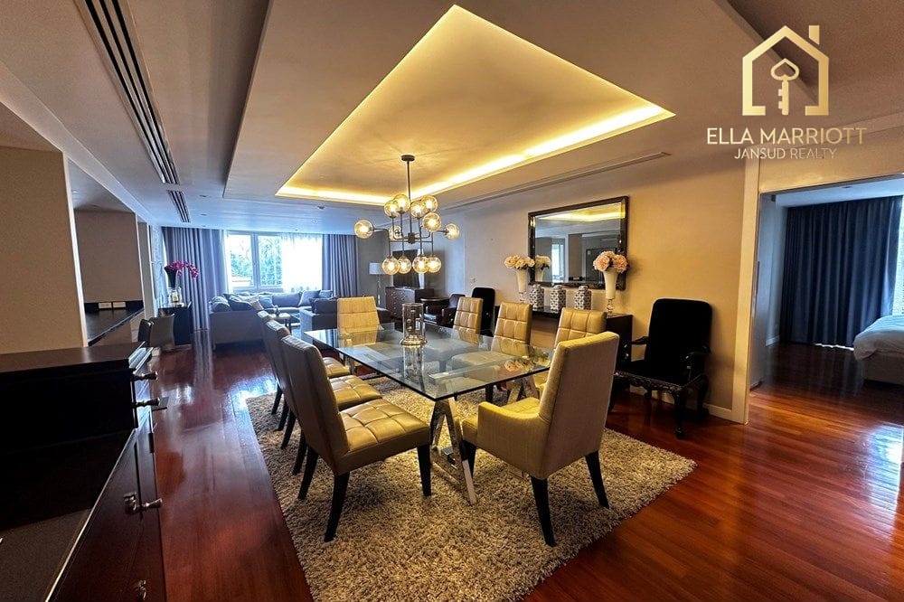 3-Bedroom Condo in Watthana, Bangkok 2