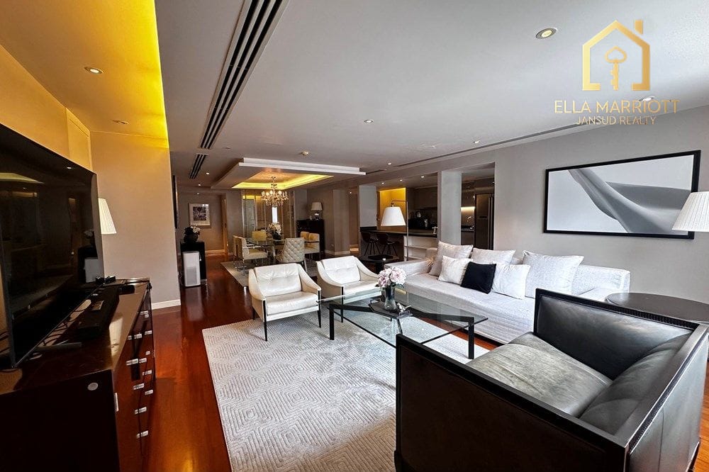 3-Bedroom Condo in Watthana, Bangkok 3