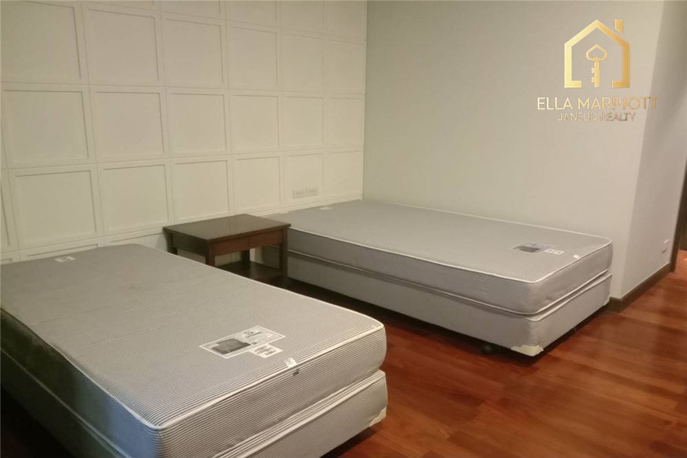 3-Bedroom Condo for Rent near BTS Thonglor 12
