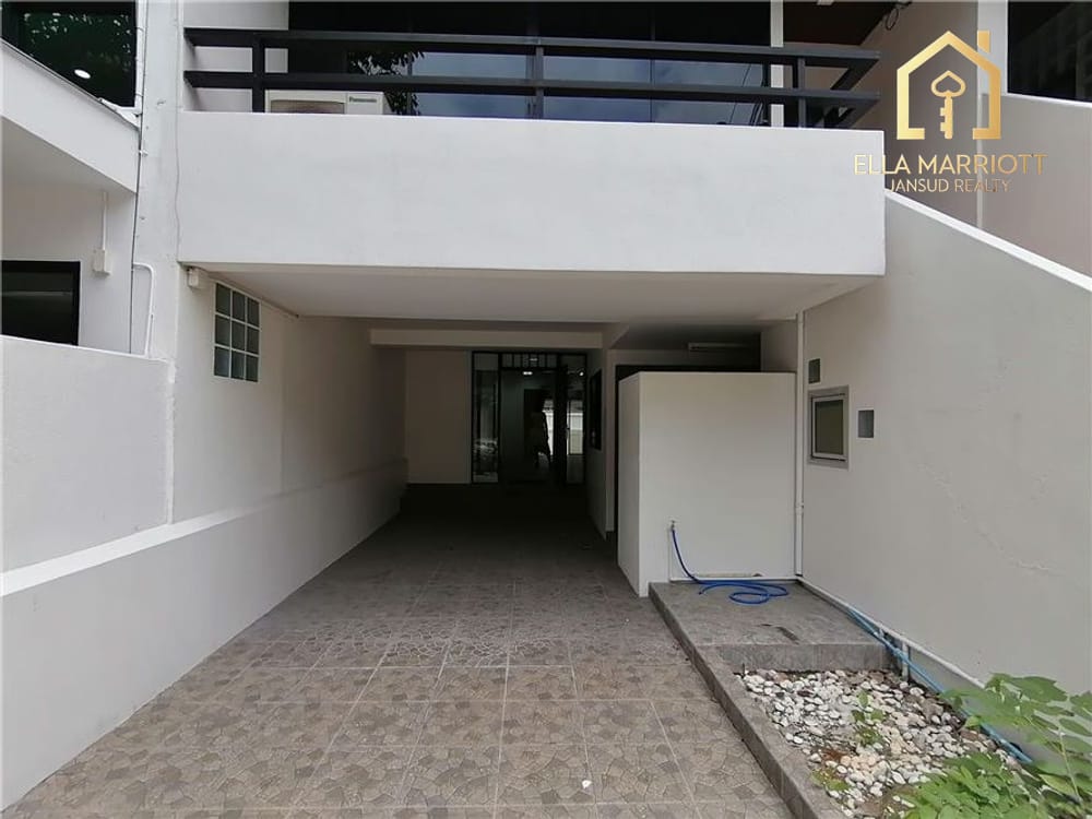 เช่า 2 ห้องนอน 4 ห้องน้ำ บ้าน ใน สุขุมวิท, กรุงเทพฯ 2
