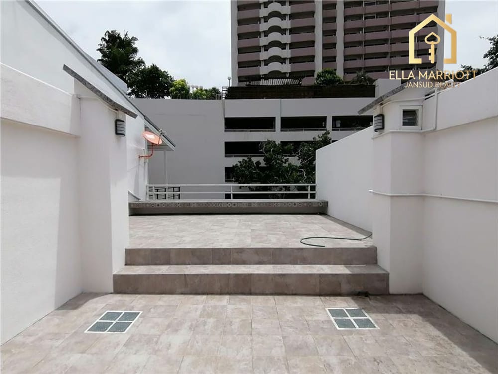 เช่า 2 ห้องนอน 4 ห้องน้ำ บ้าน ใน สุขุมวิท, กรุงเทพฯ 9