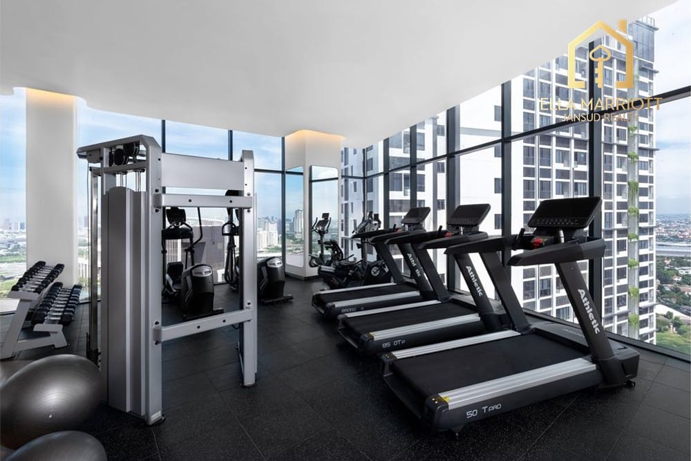 Chic Bangkok Condo: Urban Living Redefined 10