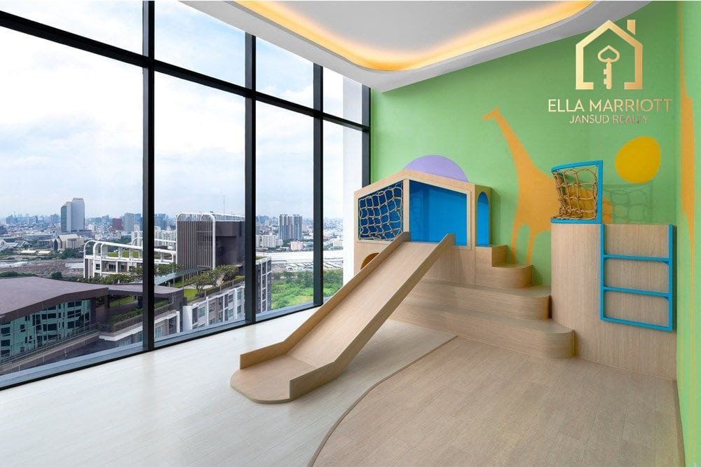 Chic Bangkok Condo: Urban Living Redefined 12