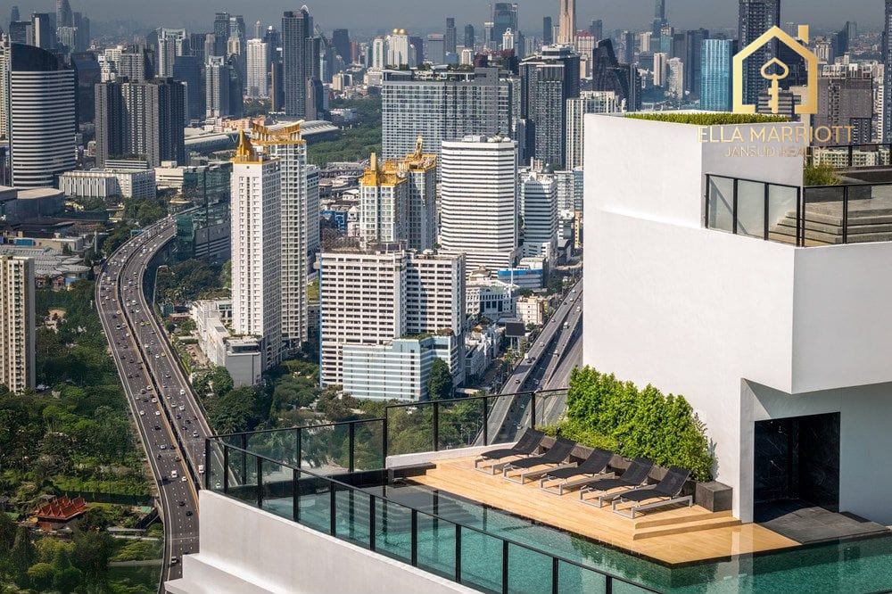 Chic Bangkok Condo: Urban Living Redefined 20