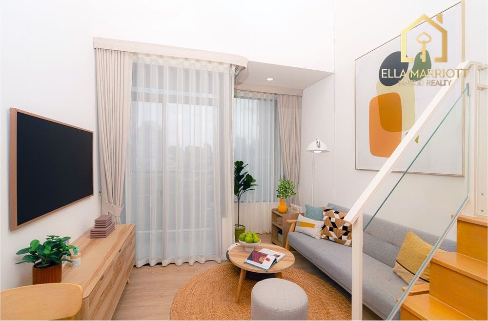 Chic Bangkok Condo: Urban Living Redefined 3