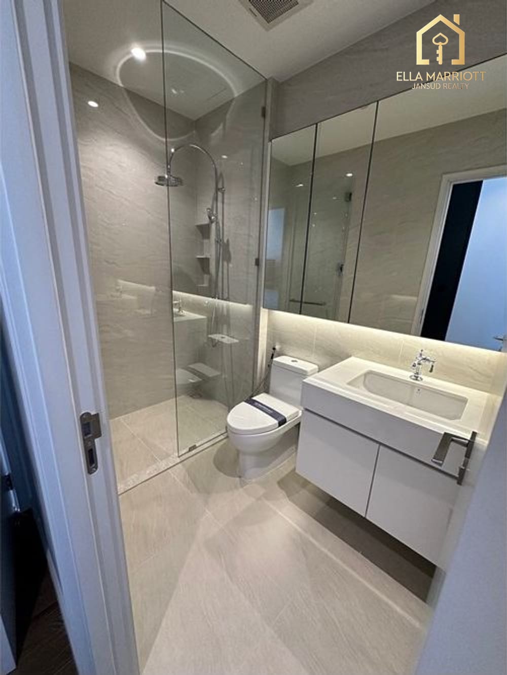 For Rent – Muniq Langsuan | 2 BR | 79 sqm | 12A Floor  (Pet Friendly) 8