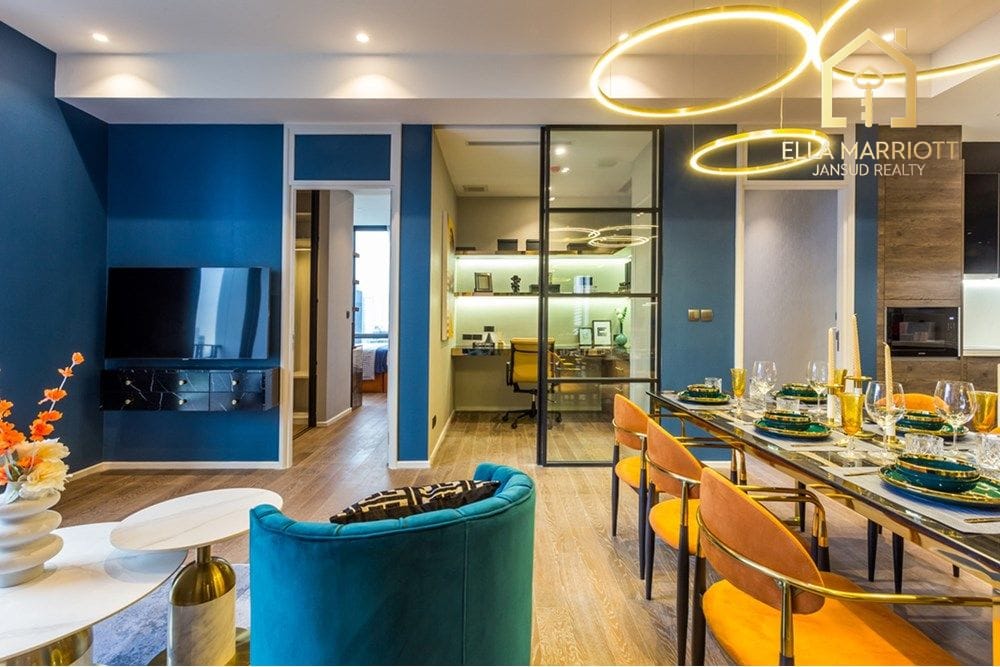 2-Bedroom Condo at MUNIQ LANGSUAN — 18 min walk to BTS Ratchadamri 4