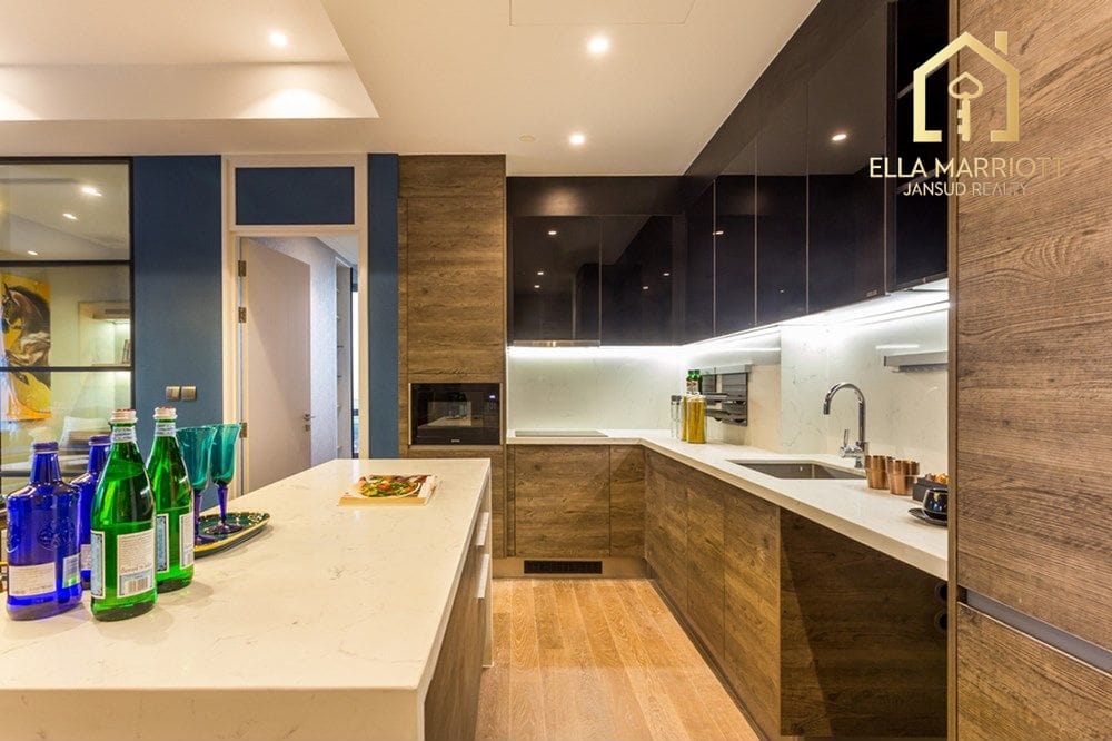 2-Bedroom Condo at MUNIQ LANGSUAN — 18 min walk to BTS Ratchadamri 6