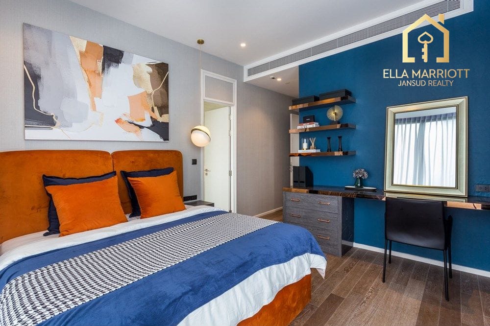 2-Bedroom Condo at MUNIQ LANGSUAN — 18 min walk to BTS Ratchadamri 8