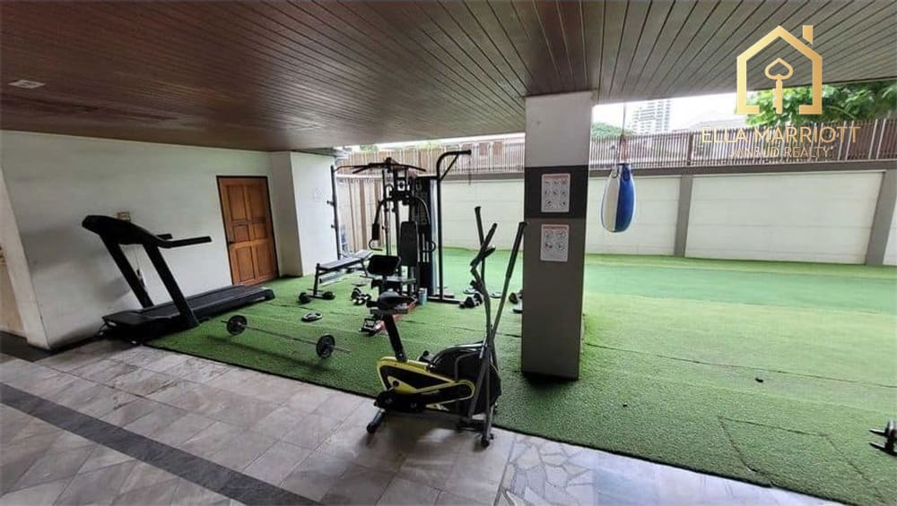 Thonglor | Newly Reno 300sqm 3BR | Pets All Sizes | Near BTS 10