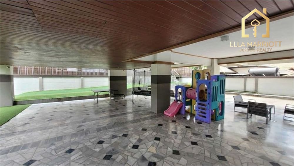 Thonglor | Newly Reno 300sqm 3BR | Pets All Sizes | Near BTS 8