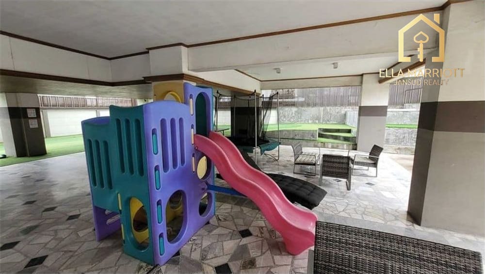 Thonglor | Newly Reno 300sqm 3BR | Pets All Sizes | Near BTS 9
