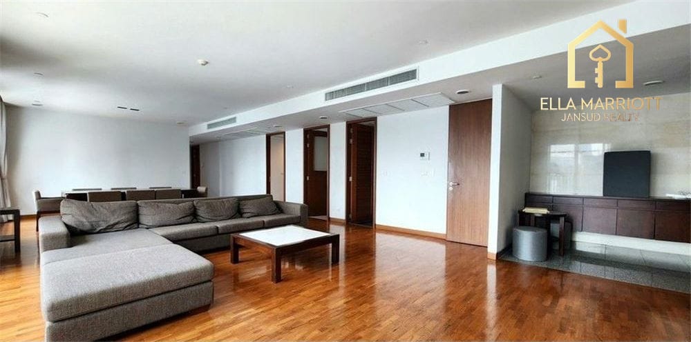 Geräumige 245m² Eigentumswohnung mit 3+1 Schlafzimmern in Asoke | Haustierfreundlich | Nähe BTS & MRT 2
