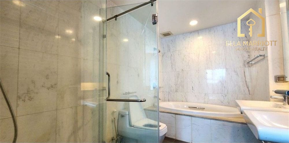 Geräumige 245m² Eigentumswohnung mit 3+1 Schlafzimmern in Asoke | Haustierfreundlich | Nähe BTS & MRT 7