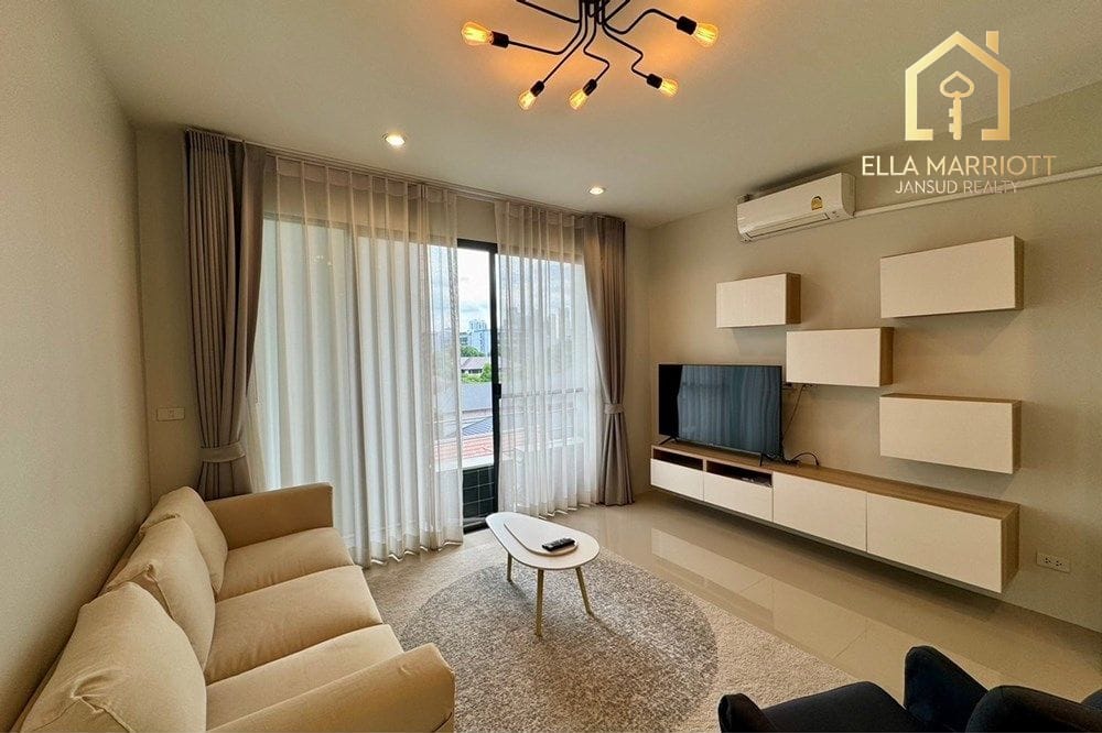 Rent 52K | 120sqm 2BR | Steps to BTS Thonglor | Pet-Friendly 2