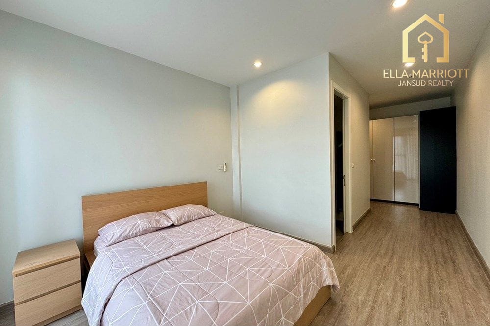 Rent 52K | 120sqm 2BR | Steps to BTS Thonglor | Pet-Friendly 8