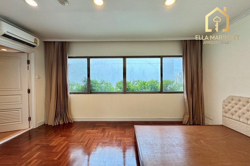 3-Bedroom Condo for Rent - Duplex Penthouse with Private Garden 10