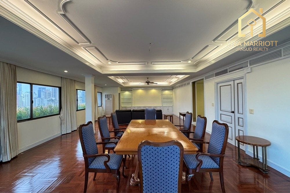 3-Bedroom Condo for Rent - Duplex Penthouse with Private Garden 16