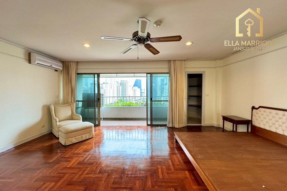 3-Bedroom Condo for Rent - Duplex Penthouse with Private Garden 9
