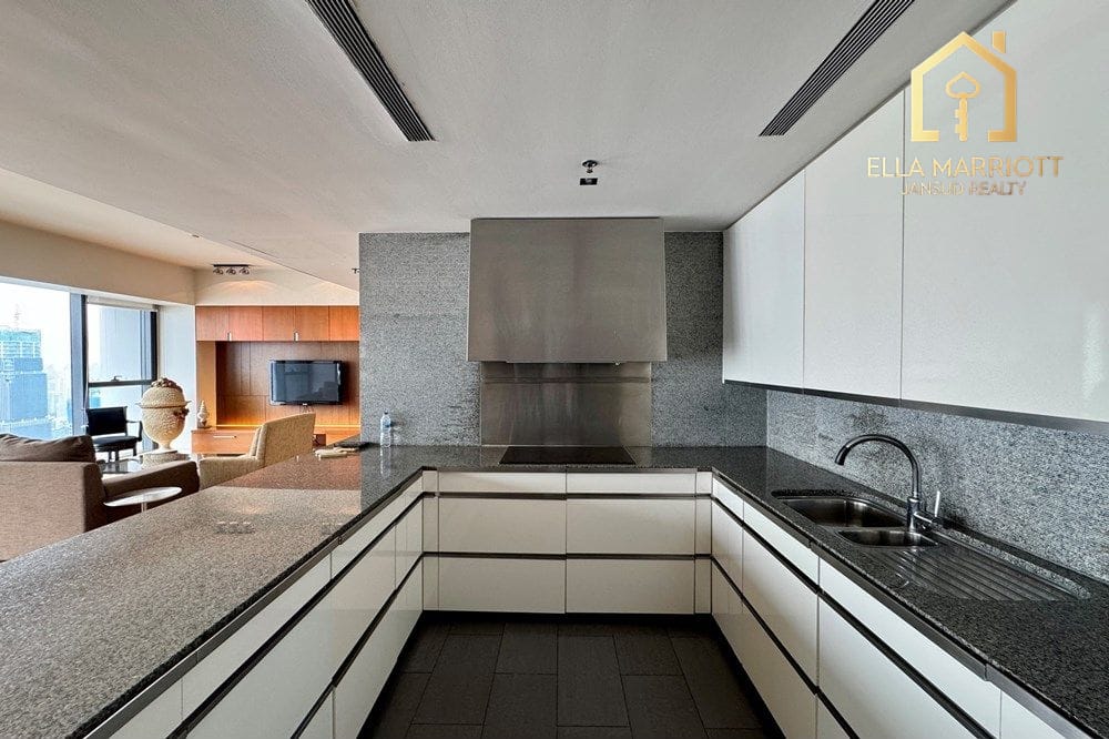 3-Bedroom Condo at The Met near BTS Chong Nonsi — 10 mins walk 13