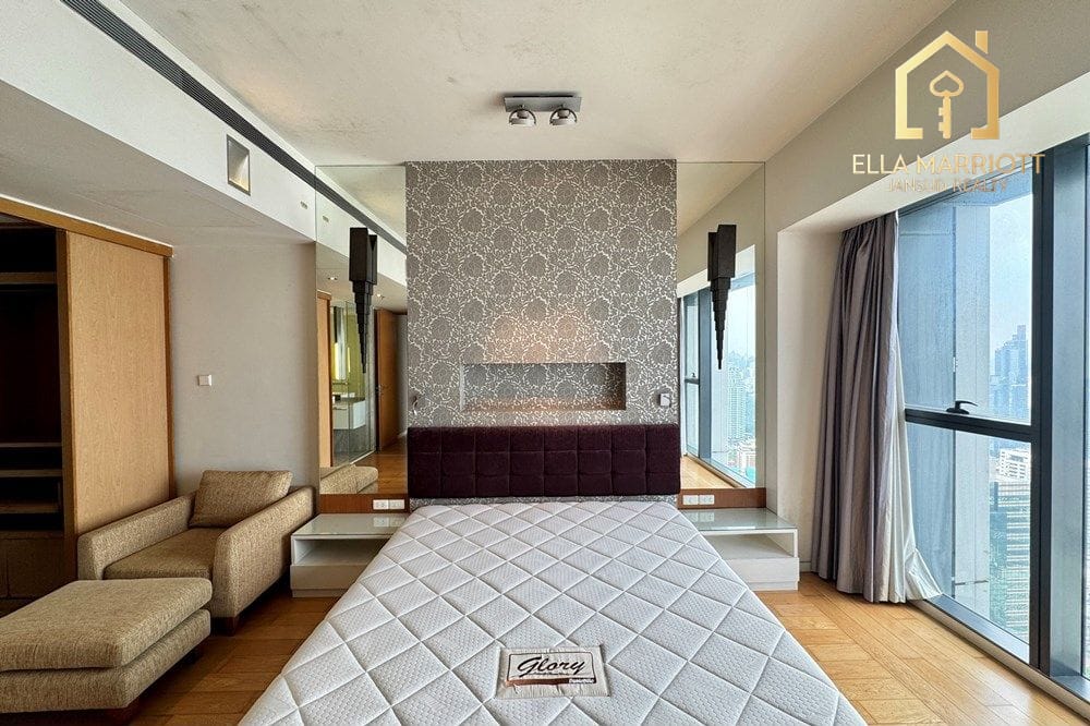 3-Bedroom Condo at The Met near BTS Chong Nonsi — 10 mins walk 4