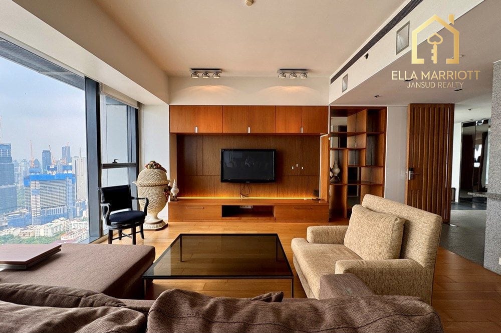 3-Bedroom Condo at The Met near BTS Chong Nonsi — 10 mins walk 3
