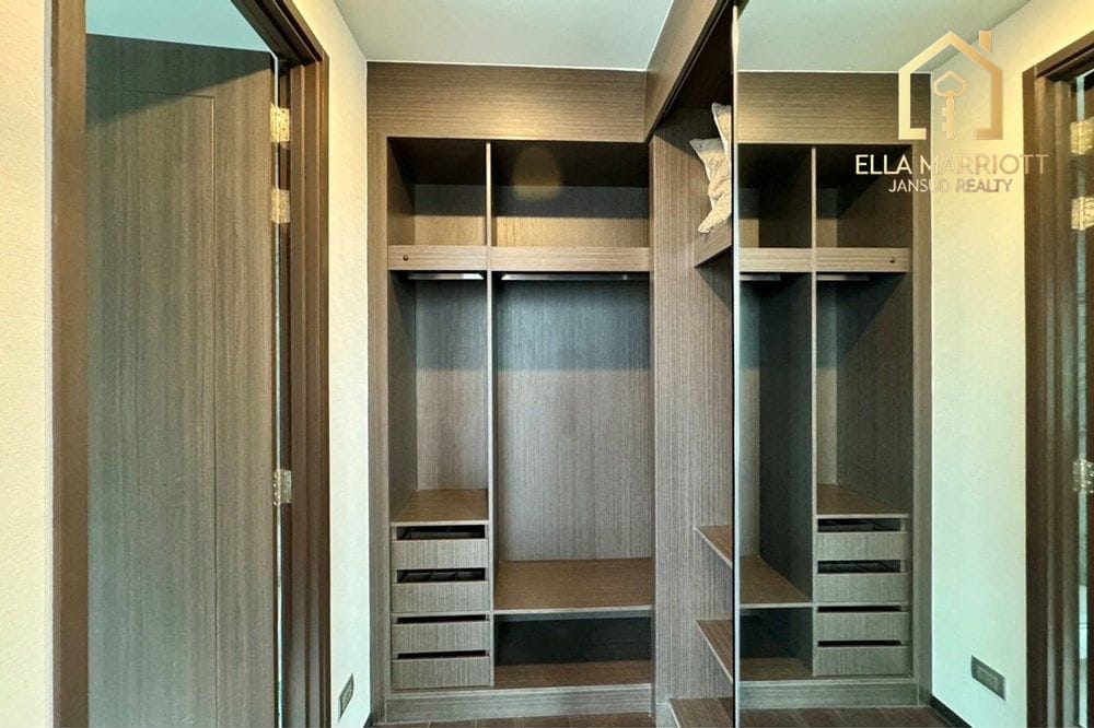 3-Bedroom Condo at LAVIQ Sukhumvit 57 — 6 min walk to BTS Thong Lo 12